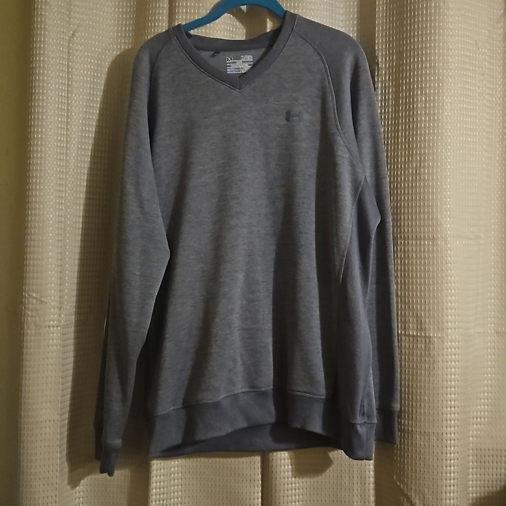 Under Amour men cold gear sweatshirt XL gray